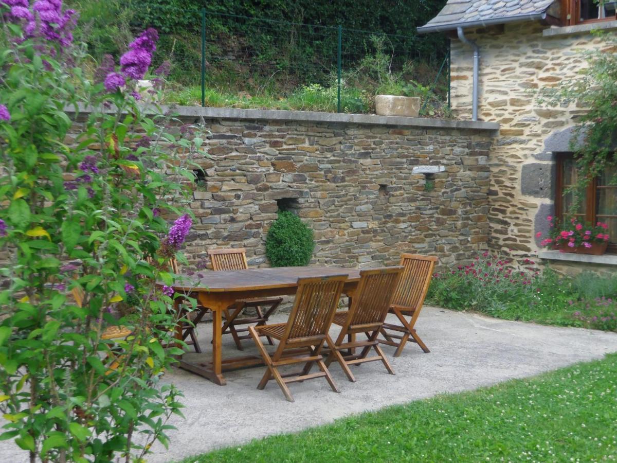 Le Martinou Bed and Breakfast Le Cayrol Exteriör bild