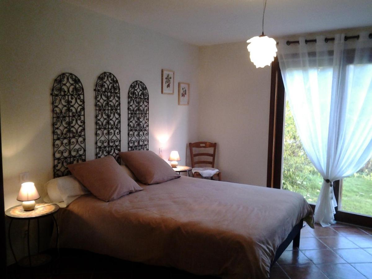 Le Martinou Bed and Breakfast Le Cayrol Exteriör bild